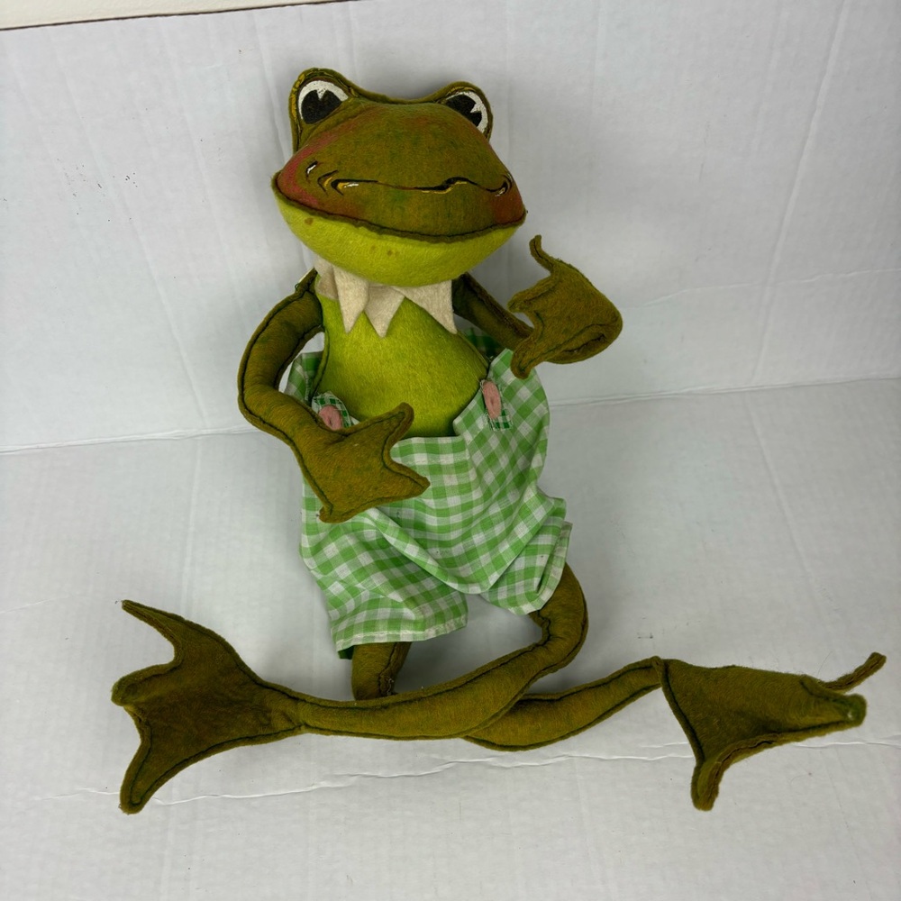 RARE vintage-60s Annalee 18” Boy frog in green gingham